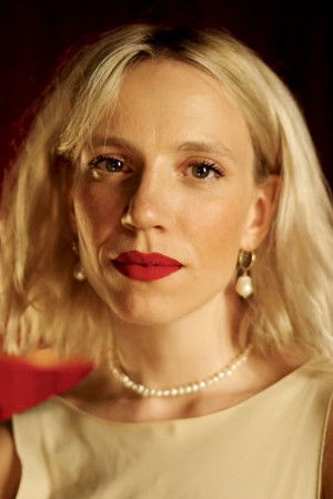 Emma Sehested Høeg in Songs in the Sun