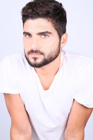 Oshri Cohen in King Khat