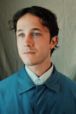 Alexis Fuze in Neither Yes Nor No