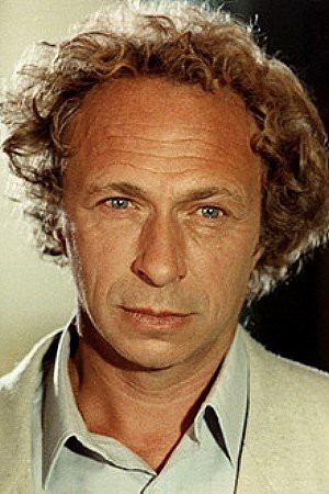 Pierre Richard in Without Family