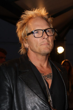 Matt Sorum in Guns N' Roses: 2 Classic Albums Under Review: Use Your Illusion I and II