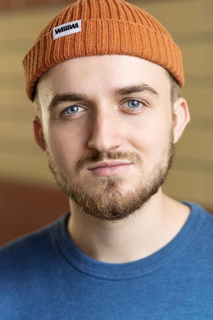 Oscar Hewitt in Saving Penelope