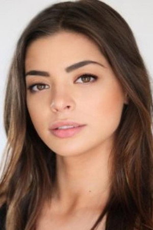 Gia Mantegna in Apartment 143