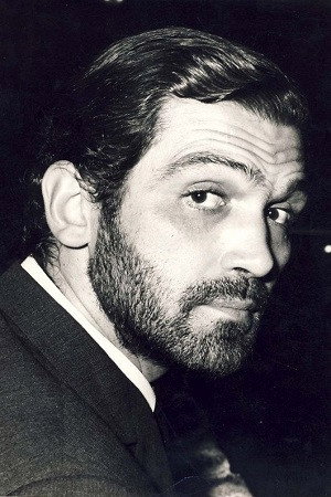 Kostas Kazakos in Underwater Papanikolis