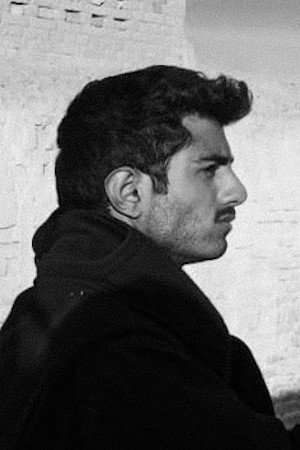 Abdullah Mir in Man Hastam