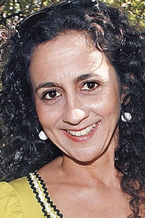 Maria Menezes in Lower City