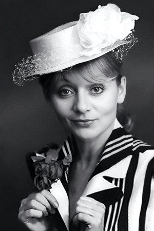 Annie Cordy in Rider on the Rain