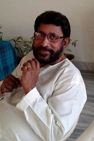 T S Raju in Chithrasalabhangalude Veedu