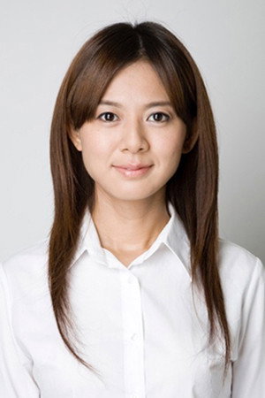 Yukiko Shinohara in On Summer Sand