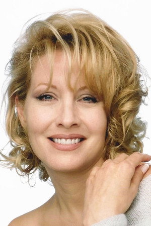 Linda Kozlowski in Crocodile Dundee II