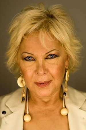 Suzan Avcı in Parmaksız Salih