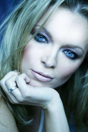 Anna Maria Jopek in MTV Unplugged: Kayah