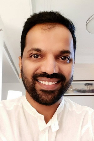 Sathish Ninasam in Pagaivanuku Arulvai