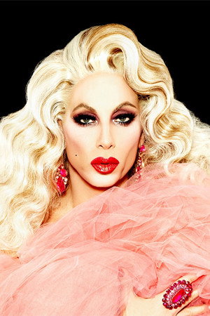 Sherry Vine in The Raspberry Reich