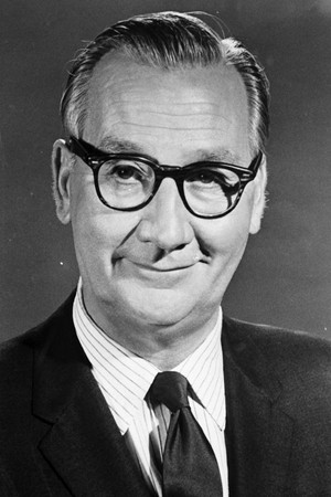 Edward Andrews in The Seniors