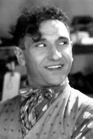 Jerry Mandy in Why Girls Love Sailors