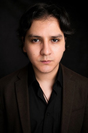 Luis Uriel Baca in Krampen
