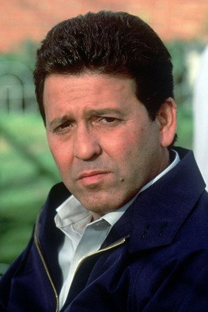 Frank Pesce in Killer Fish