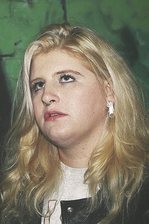 Louise Weard in Castration Movie Anthology i. Traps