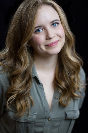 Phoebe Strole in Hamlet 2