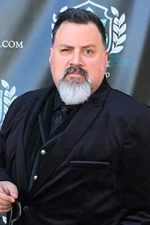 Loren Hoskins in The Auteur