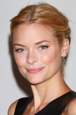 Jaime King in Pearl Harbor