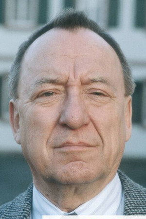 Ulrich Matschoss in Die Bombe