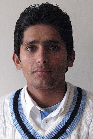 Adnan Akmal in Dennis Does Pakistan