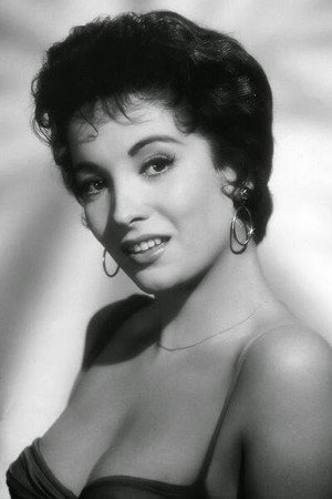 Linda Cristal in The Pharaohs' Woman