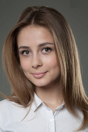 Polina Vasylyna in Naked Truth