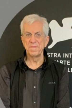 Mahmoud Behraznia in The Willow Tree