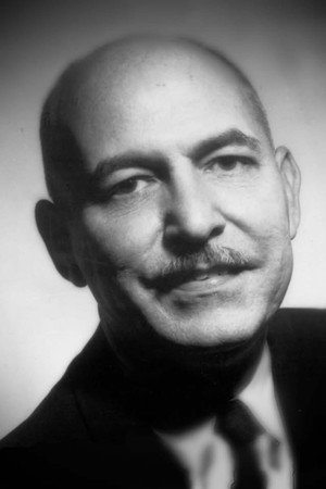 William Vennard in Voice Production: The Vibrating Larynx