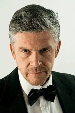 Héctor García in El Colombian Dream