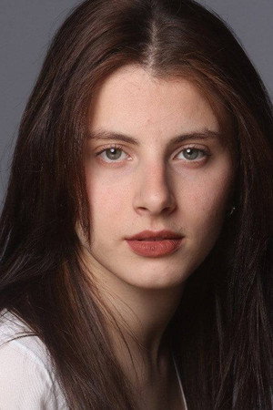 Manuela Menéndez in Strangers in the Park