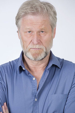 Josep Maria Alejandre in Ashes