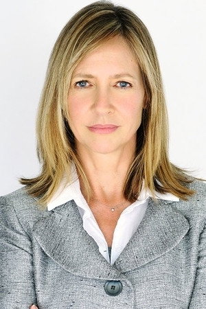 Corinne Bohrer in Star Kid