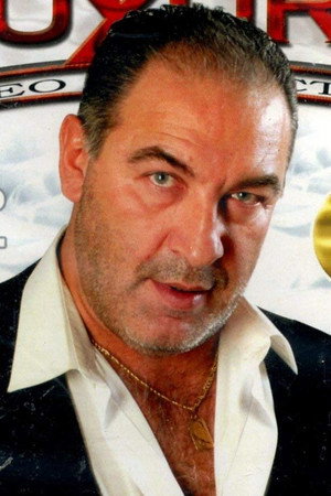 Roberto Malone in Joy and the Pharaohs