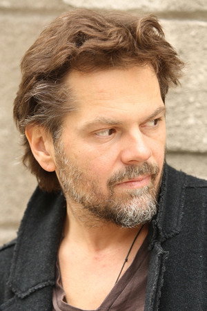 Florin Piersic Jr. in Bibliothèque Pascal