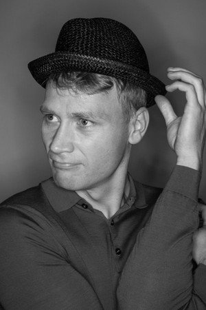 Jason Gray in Go West