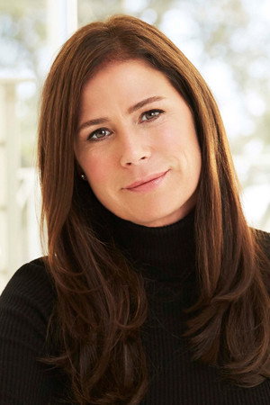 Maura Tierney in Fly By Night