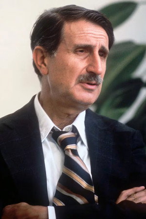 Kamal Joumblatt in Kamal Joumblatt, Witness and Martyr
