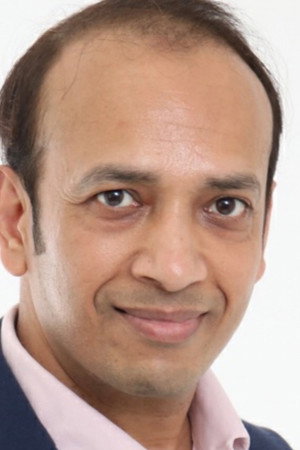 Vikash Paliwal in Diamonds in the Sand