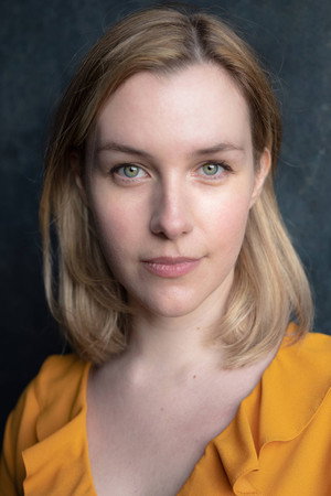 Sophie Barker in Backtrack