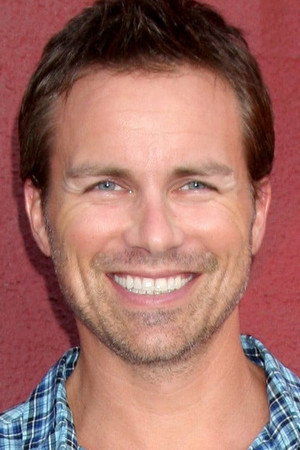 Brody Hutzler in Totally Blonde
