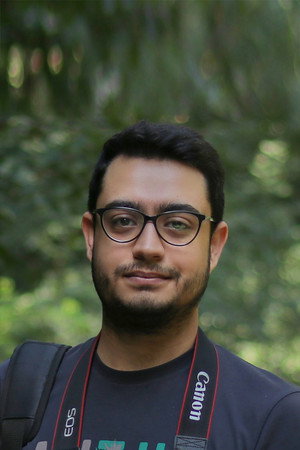 Mohsen Izadi in Contract