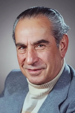 Taghi Zohuri in The Pleasure of Sin