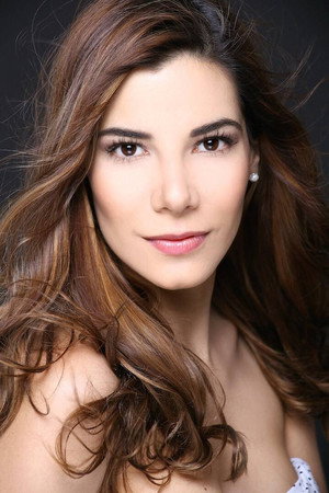 Andrea Portugal in El de los lentes carrera