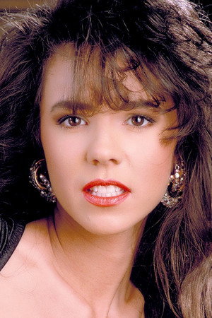 Lorissa McComas in Sinful Intrigue