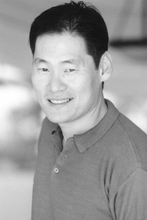 Gelbert Coloma in Legally Blonde