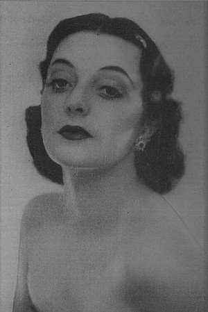 Neva Carr-Glynn in Age of Consent